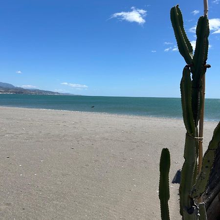 Piso A 50 M Del Mar - Mejores Vistas De Torre Del Mar Bagian luar foto